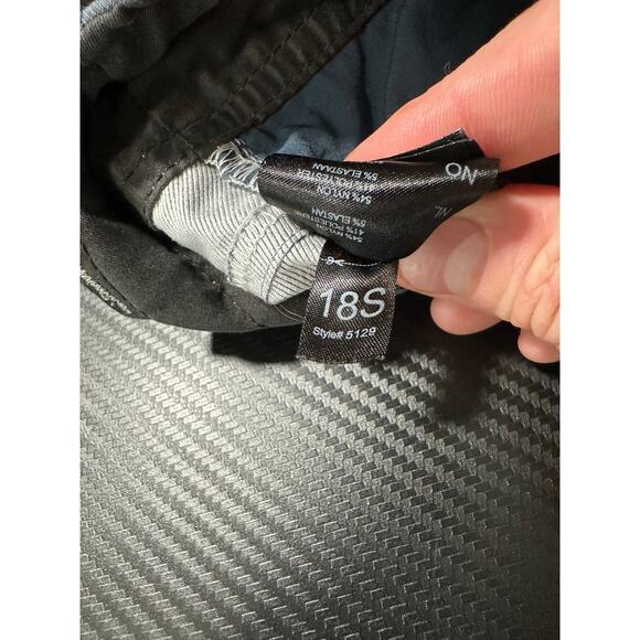 Kuhl Shift Amphibia Shorts Grey Size 32 Hybrid Hiking Swim Shorts 9 Inch - Picture 7 of 12